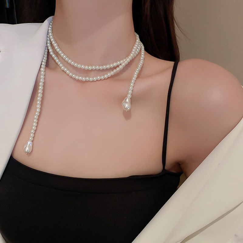 Irregular long pearl necklace, French light luxury style, sweater chain, niche simple and high-end necklace wholesale for women pic 16