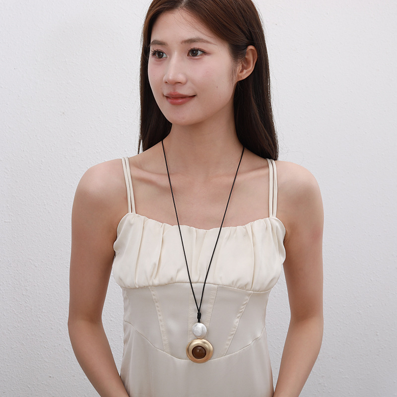 跨境新款亚马逊专供长项链圆形几何金属女士精致欧美设计感毛衣链详情9