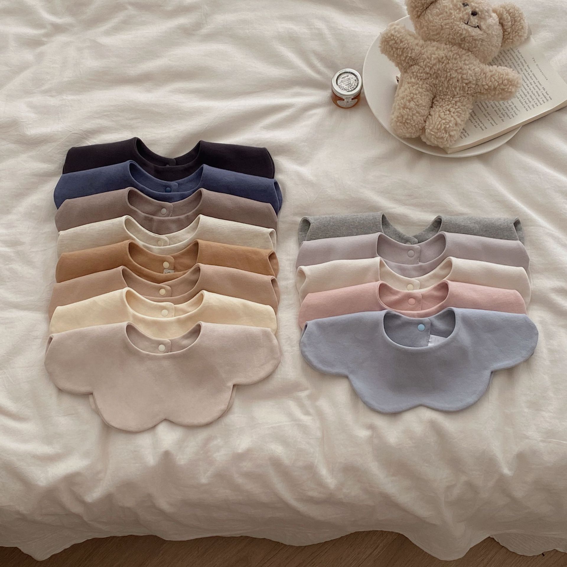 婴儿口水巾宝宝纯棉A类花瓣围兜纯色加厚双面口水巾秋冬1-3岁详情2