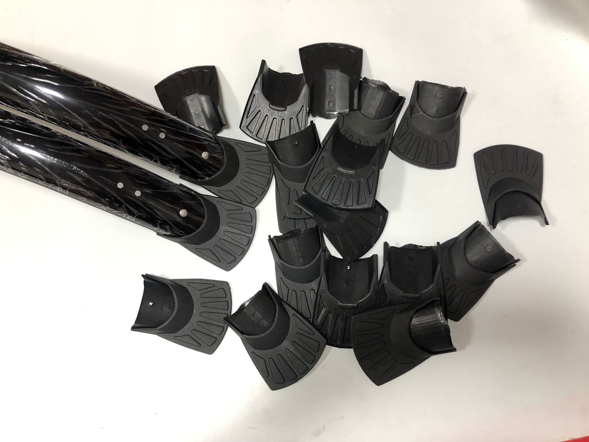 Factory direct sales of bicycle parts plastic mudguards and fishtails, 87 black bicycle rain plate fishtail parts pic 9