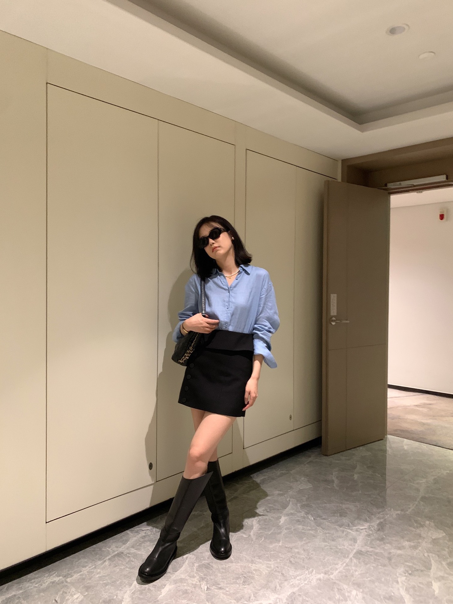 020810 春季新款女士刺绣亚麻平纹纯色简约宽松通勤舒适衬衣衬衫详情24