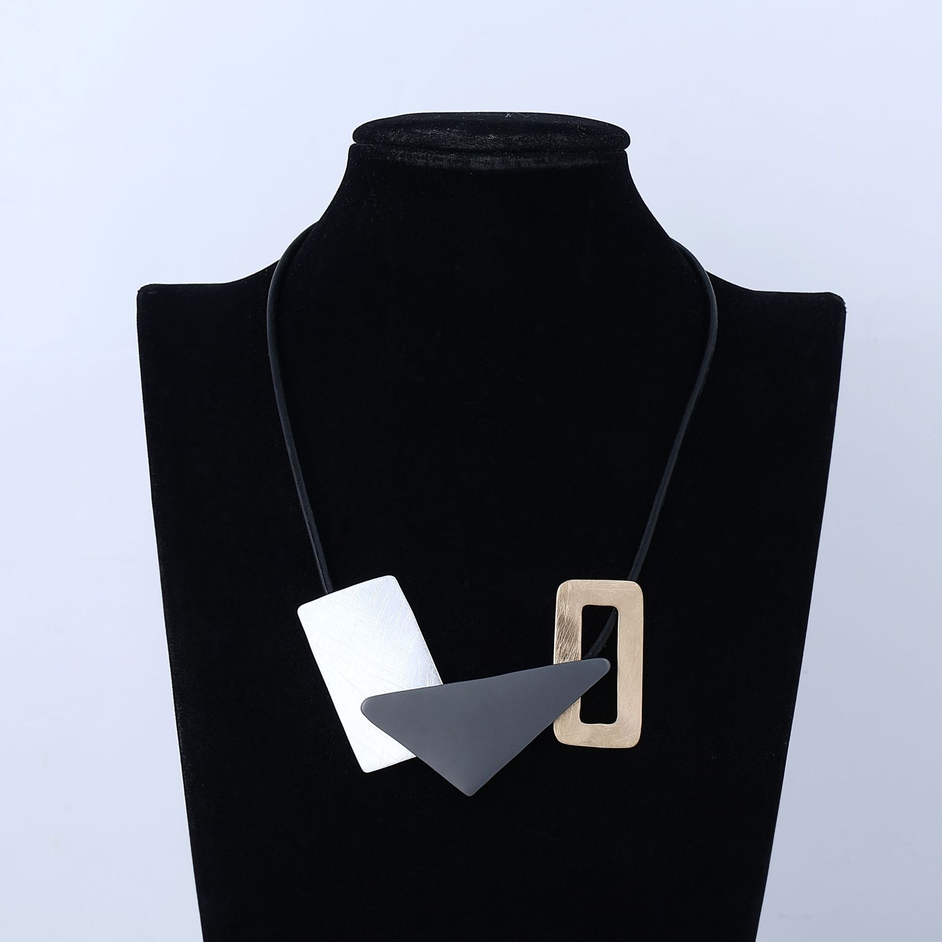 亚马逊爆款欧美流行秋冬时尚几何民族风异形撞色女士合金短项链详情13