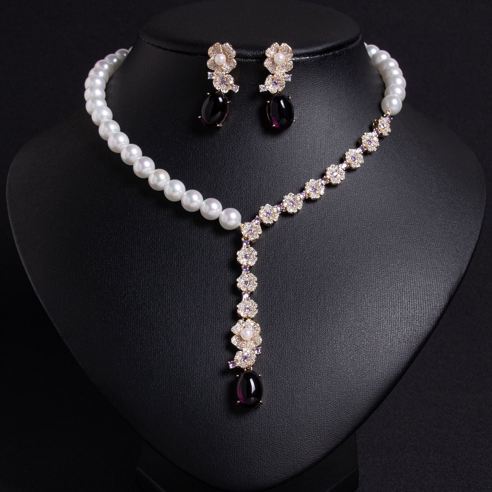 Liangya Liren Flower Pearl Necklace, artistic and retro petal Baroque pearl necklace, high-end dress accessory pic 5