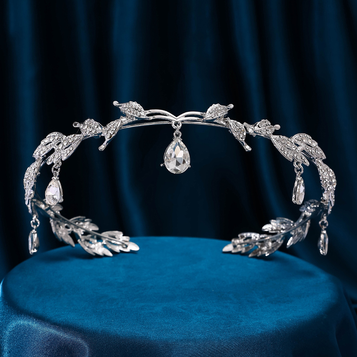 新娘皇冠头饰新娘巴洛克韩式水钻公主女王冠生日发饰端婚纱礼服配详情6