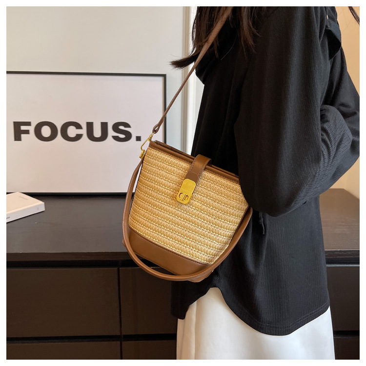 This 2023 new, niche design crossbody bag for women is a versatile and high-end hand-held bucket bag for summer pic 19