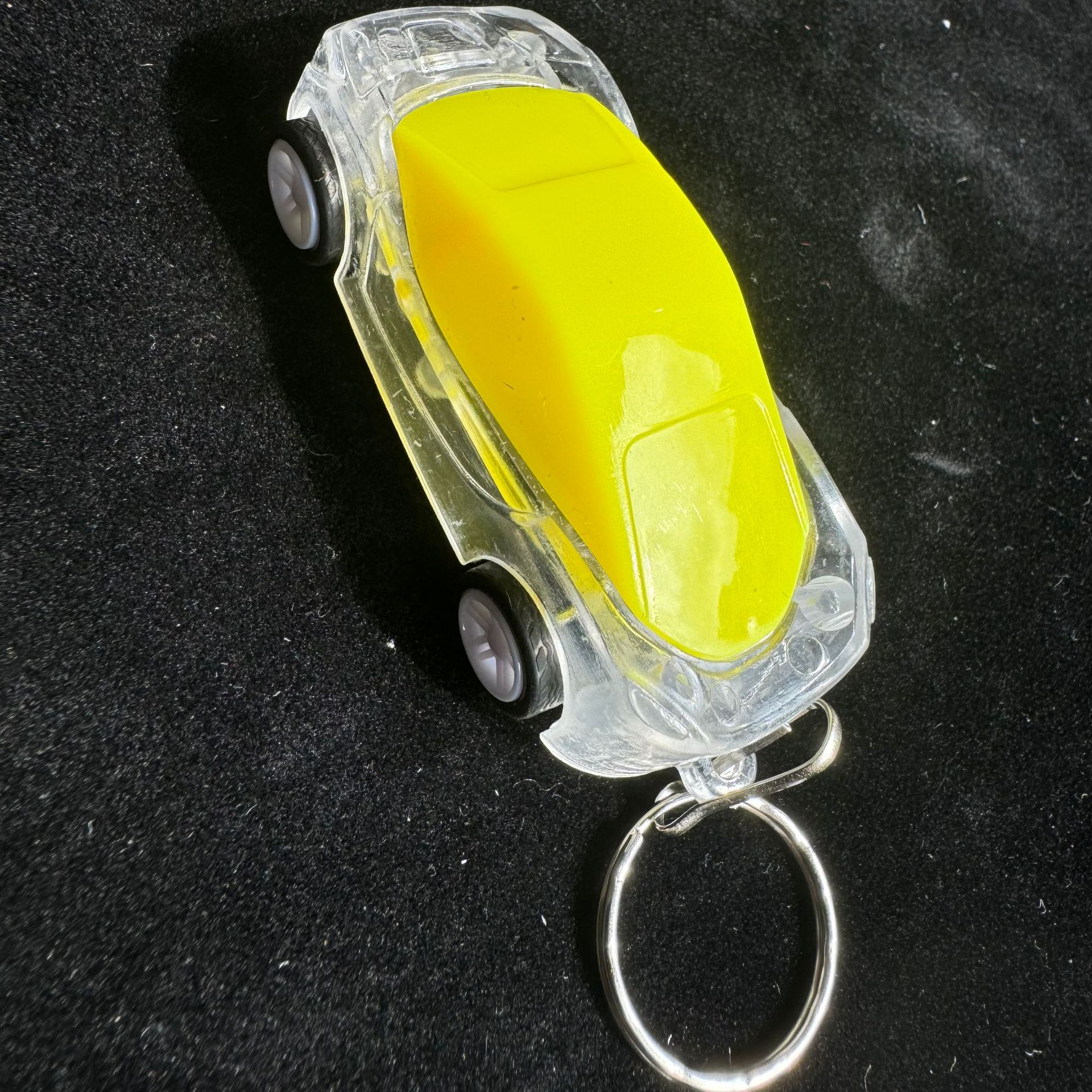 多功能闪光灯回力汽车钥匙扣发光玩具地摊热卖创意礼品挂件批发详情2