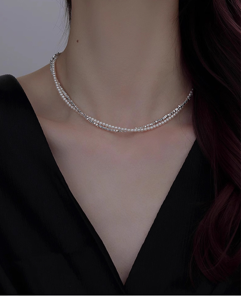 Double-layer stacked silver pearl necklace accessory for women, a light luxury and niche collarbone chain with a high-end look pic 1