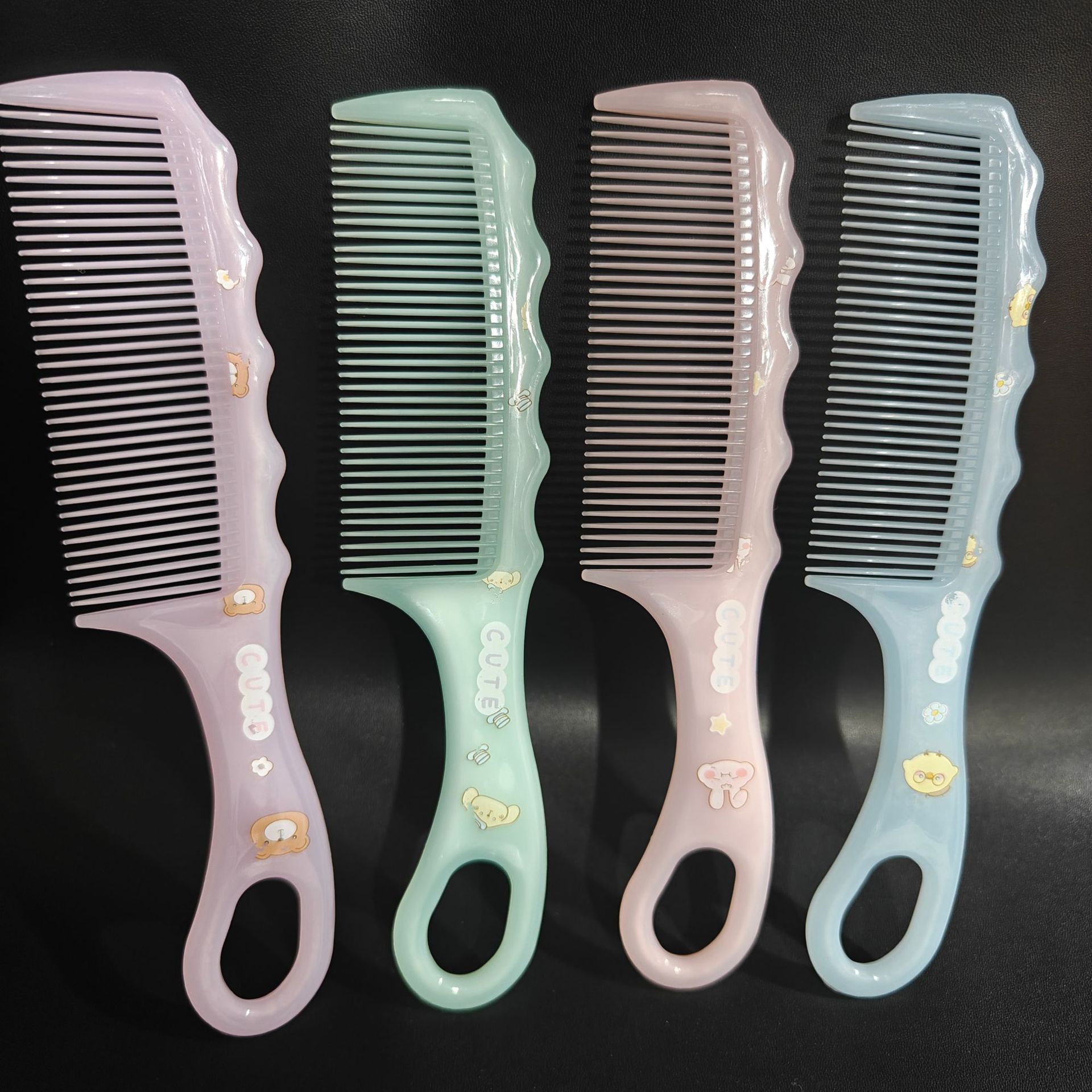 【 Zone 3-11 】ED88 combs 20/ pack 960/ piece ED88 combs, new candy-colored combs for adults and students, colorful combs as gifts, wholesale 1 yuan pic 3