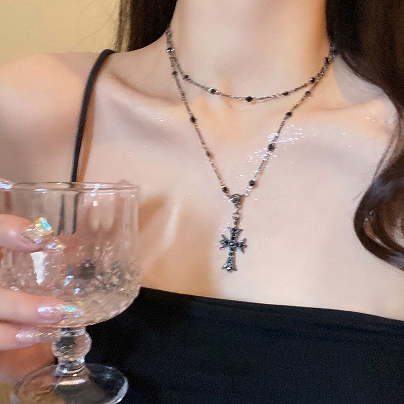 暗黑y2k亚比少女叠戴黑色串珠项链蝙蝠十字甜酷辣妹卫衣项饰配饰详情13