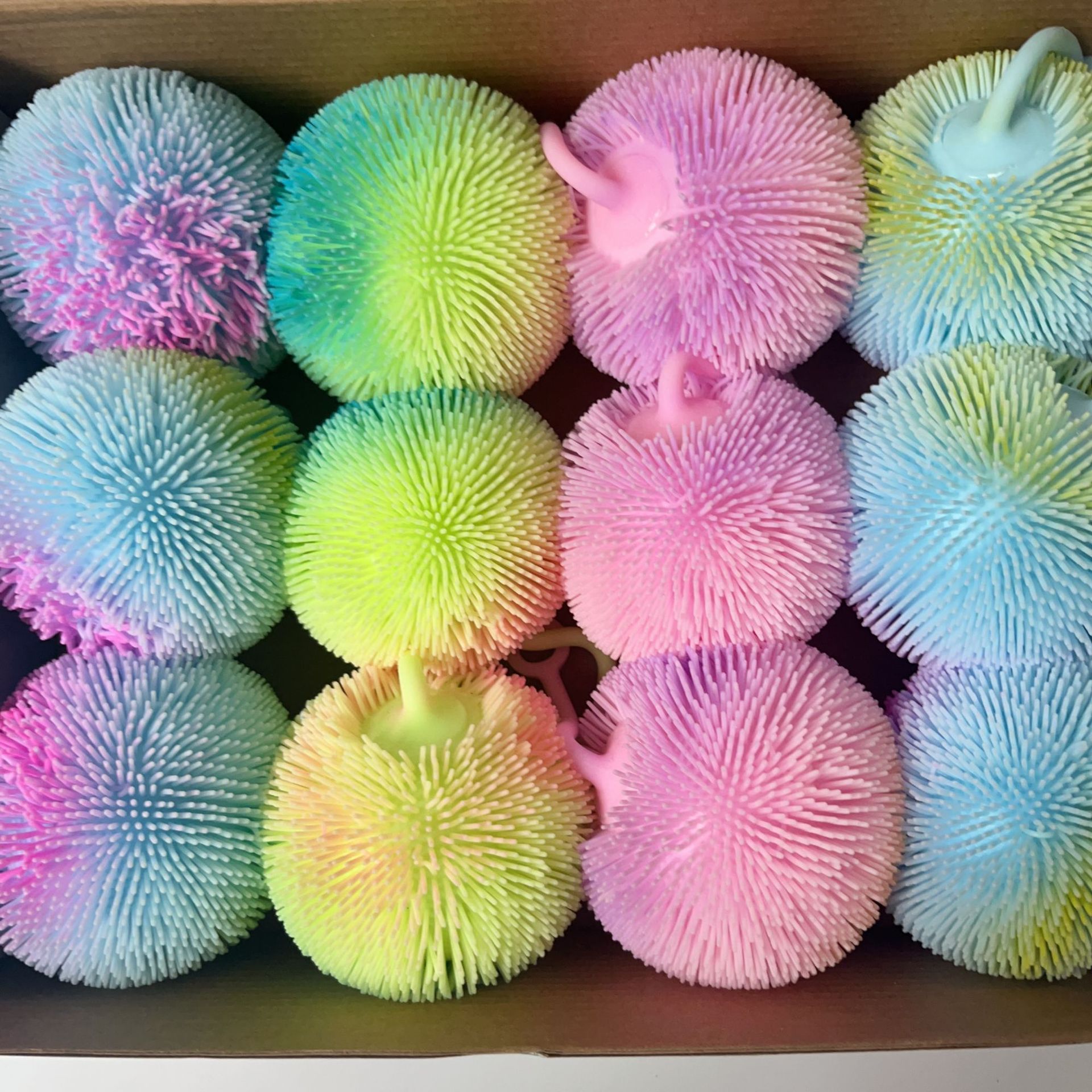 卡通充气闪光吊绳毛毛球发光玩具地推礼品地摊夜市现货led灯详情16