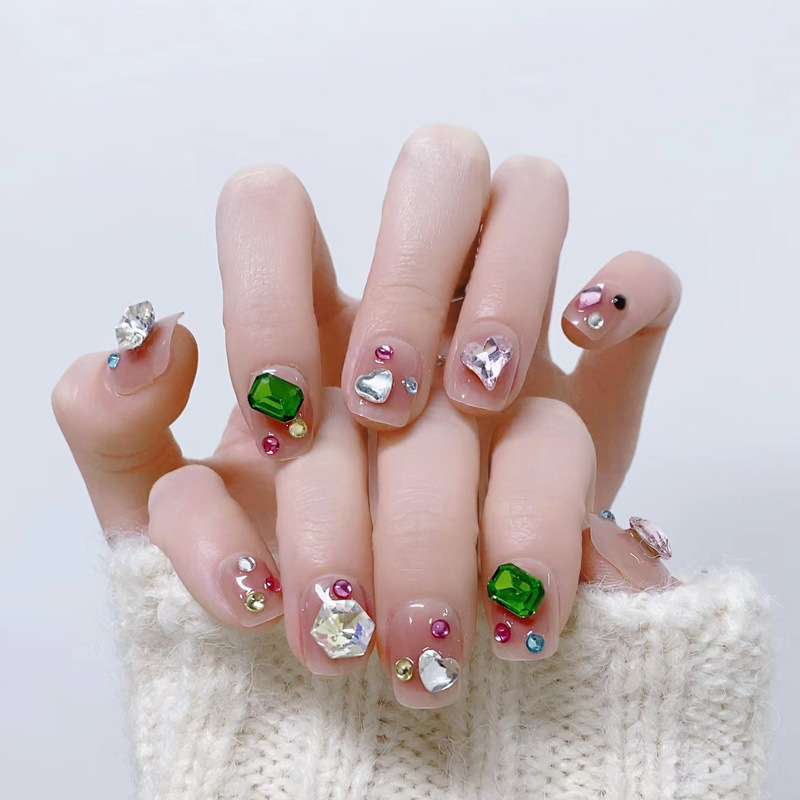 Wholesale of handcrafted wearable nails for Internet celebrities, medium and long heart-shaped diamond nail nail plates, nail patches, false nails, jelly glue pic 15