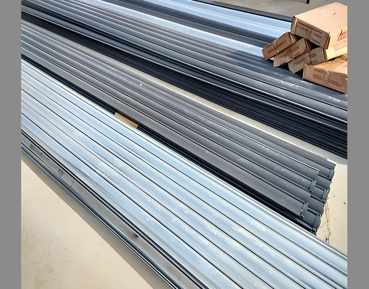 超薄电视机支架侧移式锁扣壁挂支架万能通用电视挂架磁吸26-120寸详情10