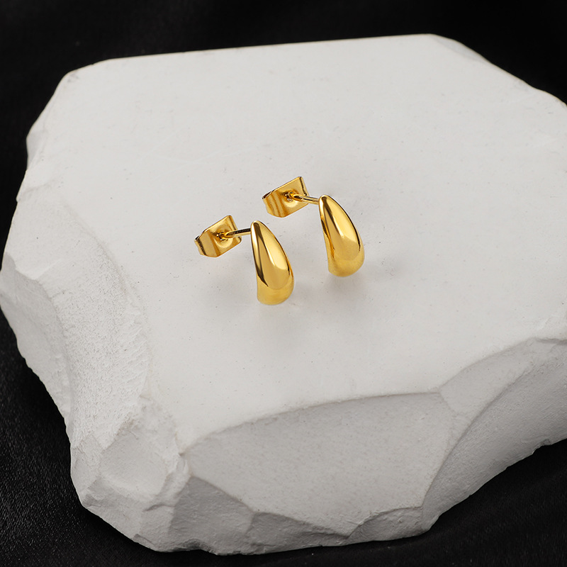 Personalized small teardrop ear studs for women, non-fading French retro earrings, cold style for women, new 2023 ear rings and earrings pic 3