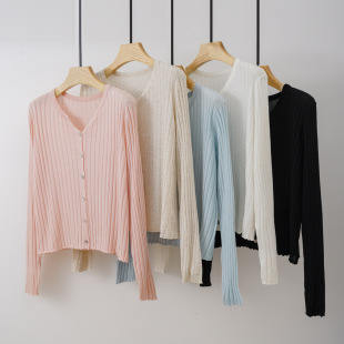 100 wool sweaters, cardigans, round-neck sweaters, warm and light, first-hand supply, wholesale in stock, elegant and commuter fine wool pic 5