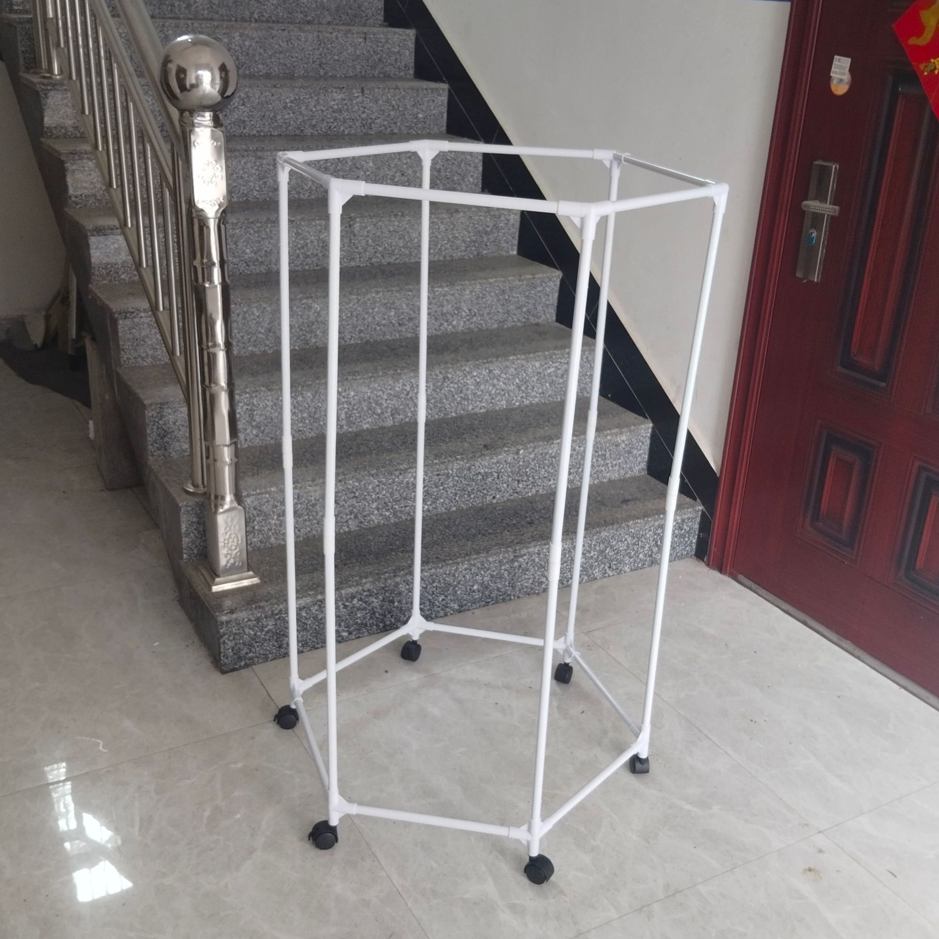 新款六边形阳台卧室多功能晒衣架宿舍省空间加厚稳固落地挂衣帽架详情14