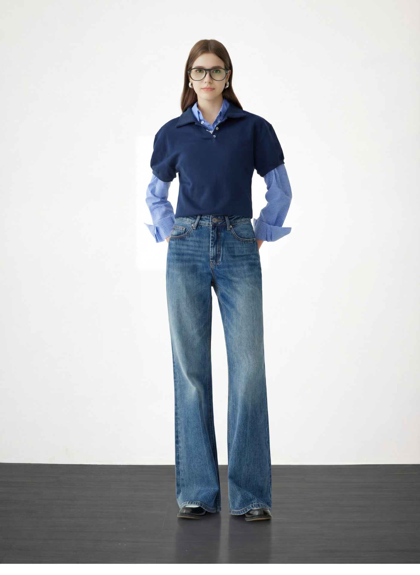 High-end, loose, non-leg-hugging, slightly flared jeans for women 2026 spring, high-waisted flared pants for women, narrow wide-leg pants pic 5