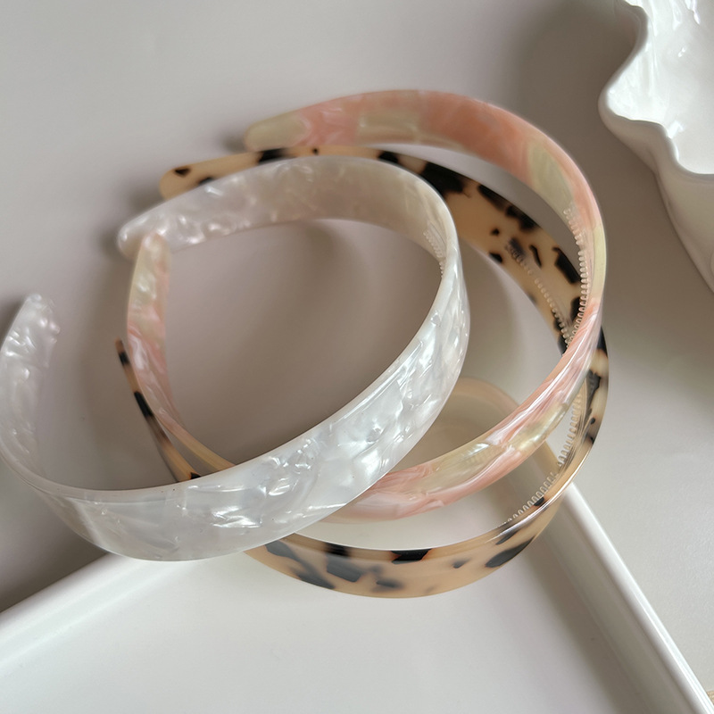 Korean acetate leopard print color hairband with teeth, anti-slip wide edge headband and hair clip, a versatile new for French style women going out pic 11