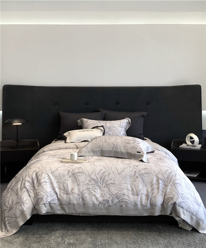 Cool ultra-fine denier Tencel summer light and cool condensation filament four-piece set, elegant printed sweat-absorbing nude bedding pic 8