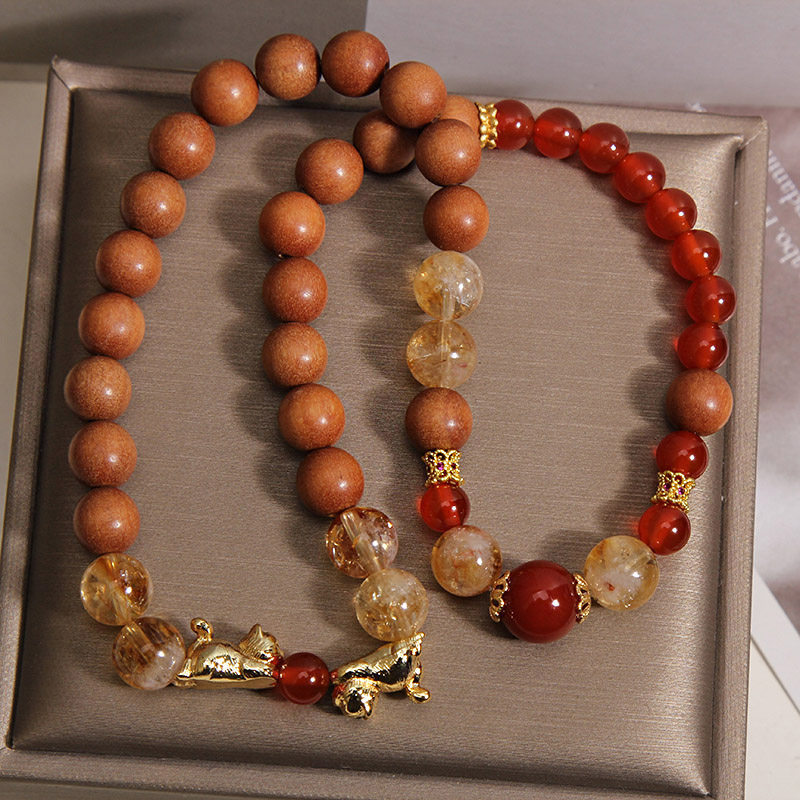 Natural red agate and agarwood double-ring bracelet for women, light luxury, niche and high-end feel, yellow tower crystal wealth attraction cat bracelet pic 7