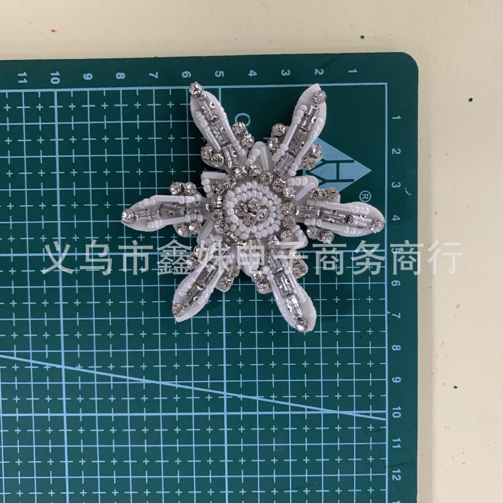 White snowflake, diamond-encrusted, beaded, embroidered patchwork decorative stickers pic 4