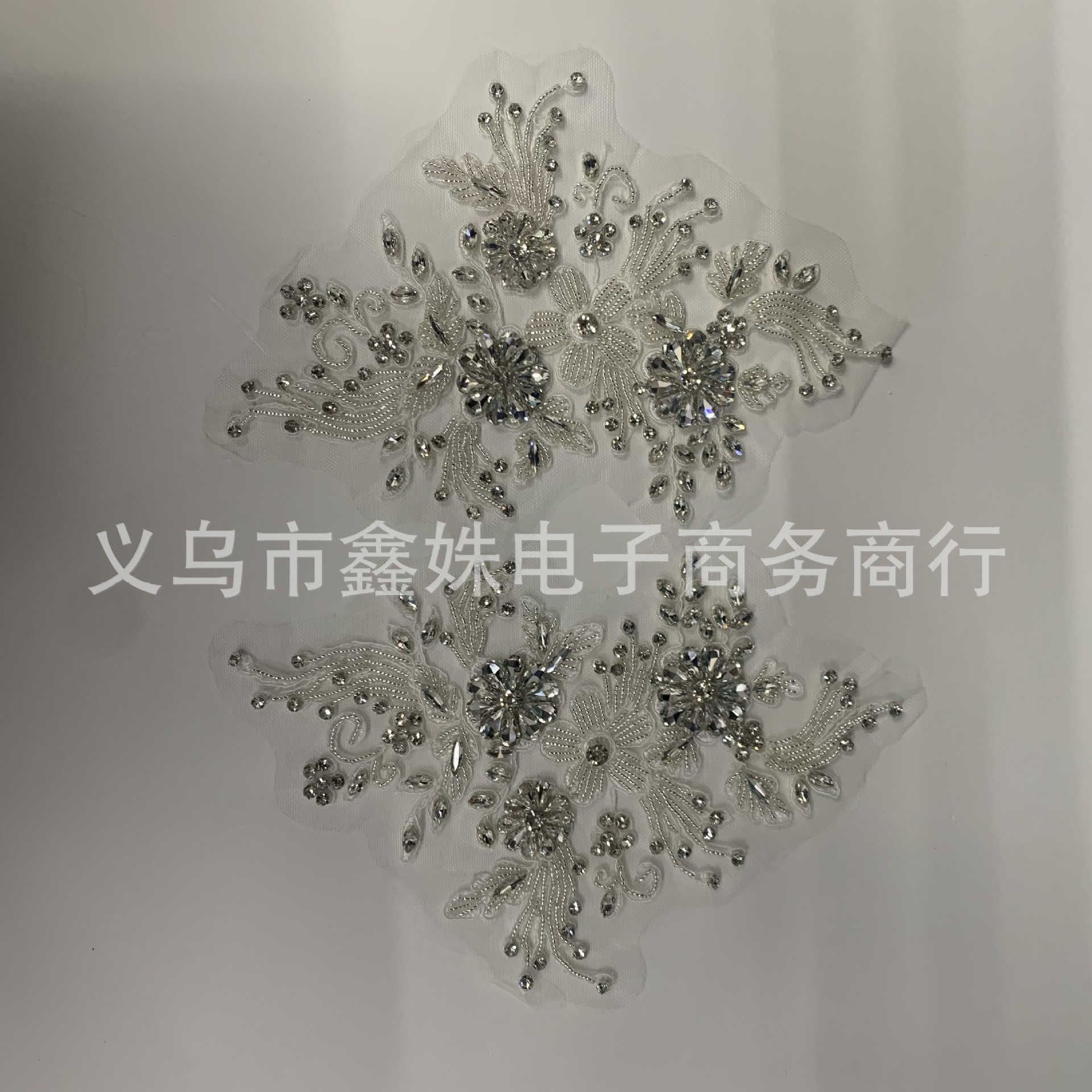 Cross-border heavy handcrafted beaded lace, side-by-side phoenix tail lace, DIY wedding dress, wedding attire, decorative flower pieces and accessories pic 3