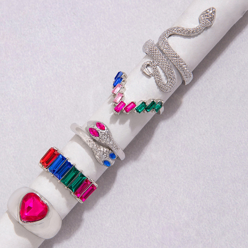 欧美流行饰品戒指手饰 蛇形爱心仿绿宝石镶钻ins风五件套戒指女详情35