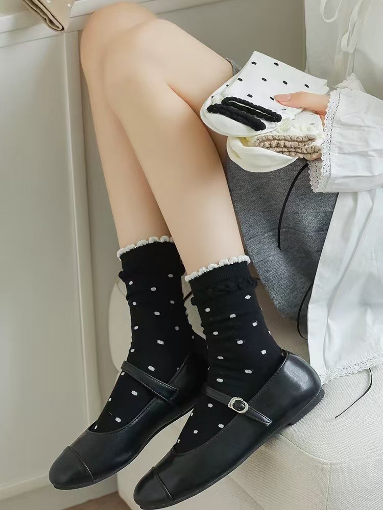 日系复古波点木耳边堆堆袜 甜美花边中筒袜 棉质少女风泡泡口女袜详情6
