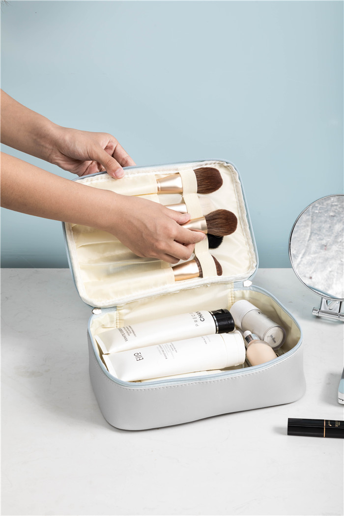 PU化妆包女便携多功能旅行防水收纳洗漱包现货批发礼品可印制LOGO详情2