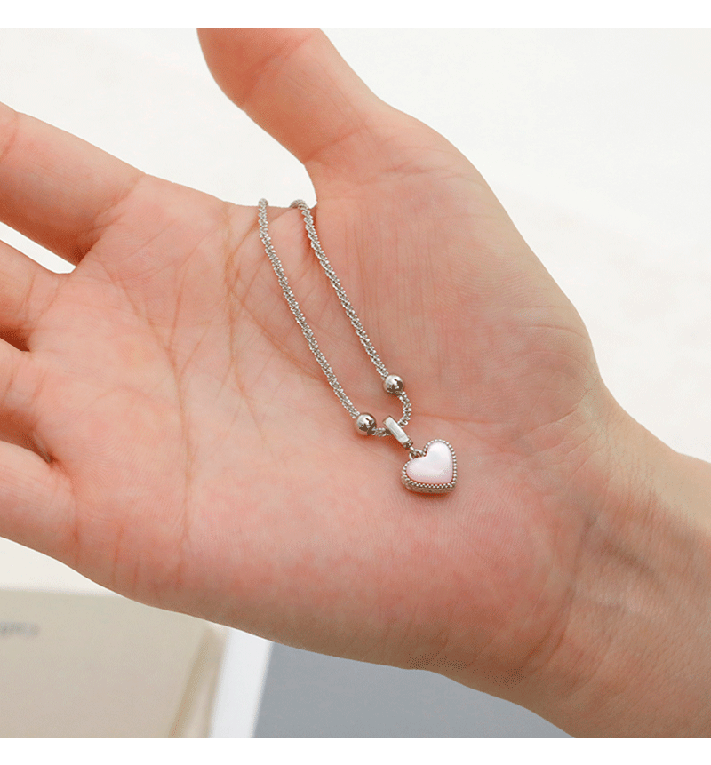 Hyacinth轻奢小众天然母贝爱心吊坠配饰手链女2025年新款潮送女友闺蜜礼物详情4