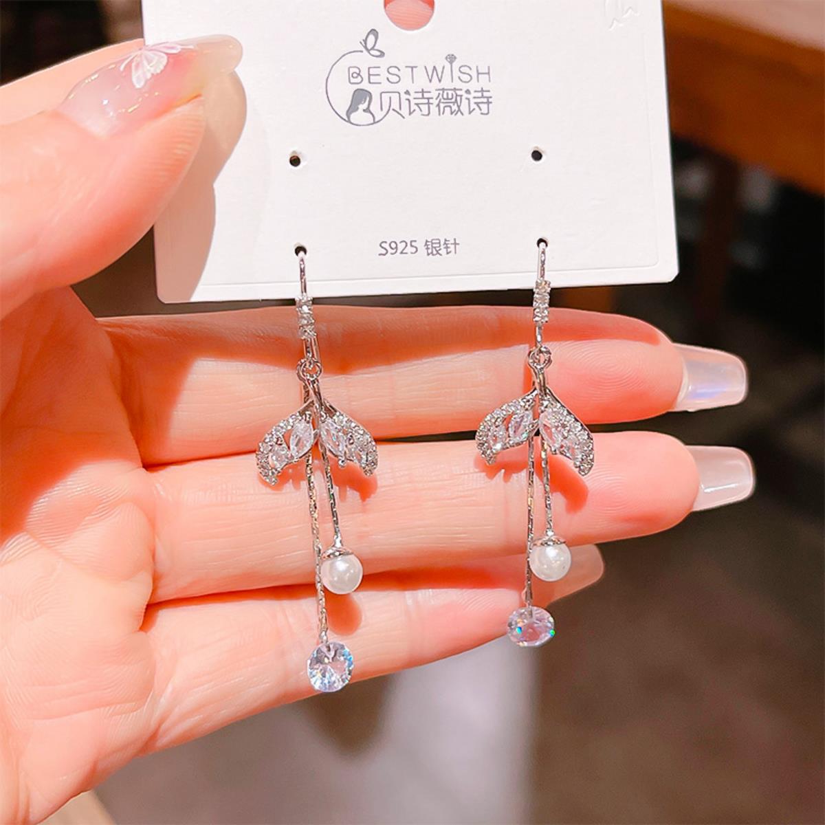 【流苏】精致超仙气质显脸瘦长款锆石耳环 银针韩版高级感耳钉饰详情17