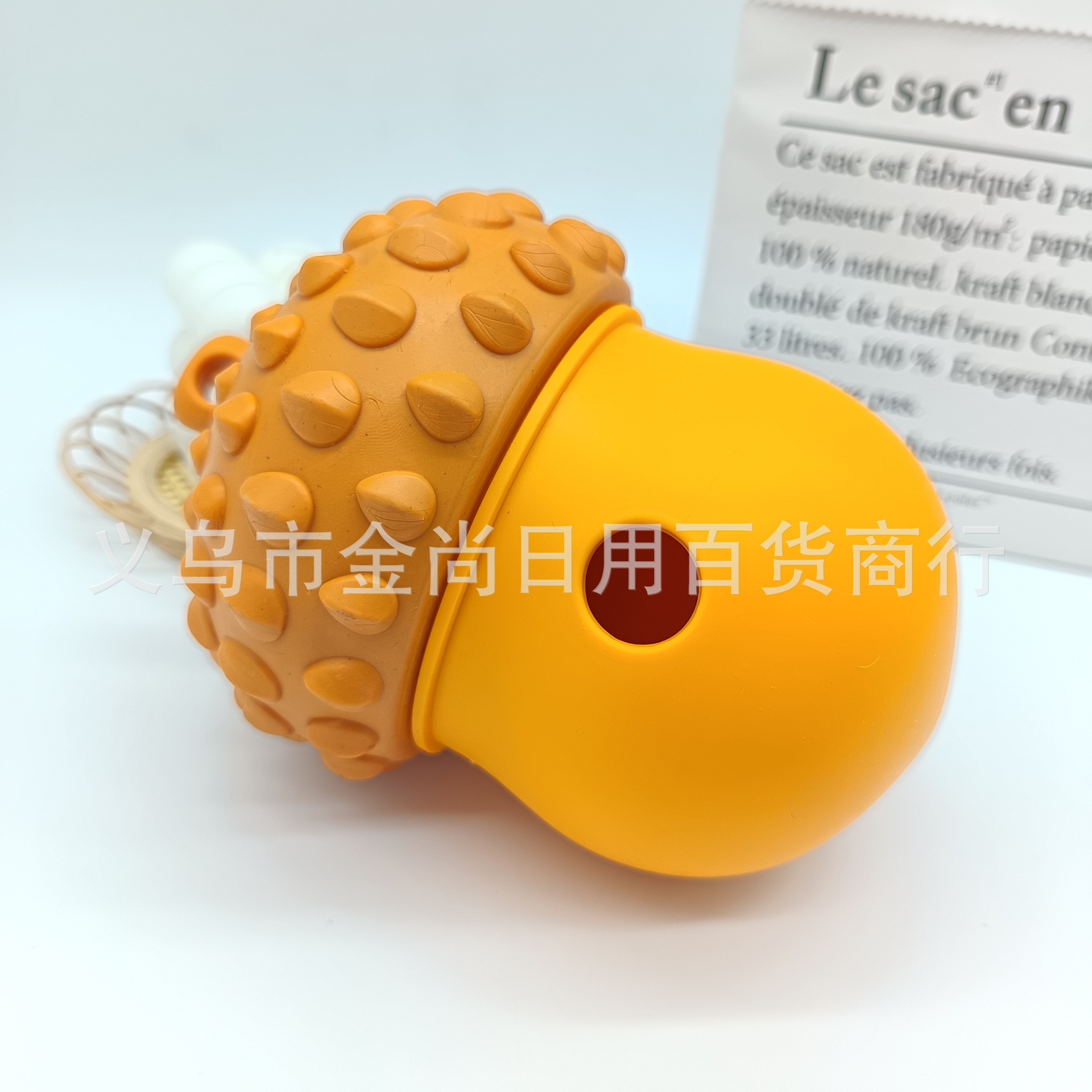 硅胶狗狗慢食器松果宠物啃咬磨牙益智互动宠物玩具慢食硅胶漏食器详情4