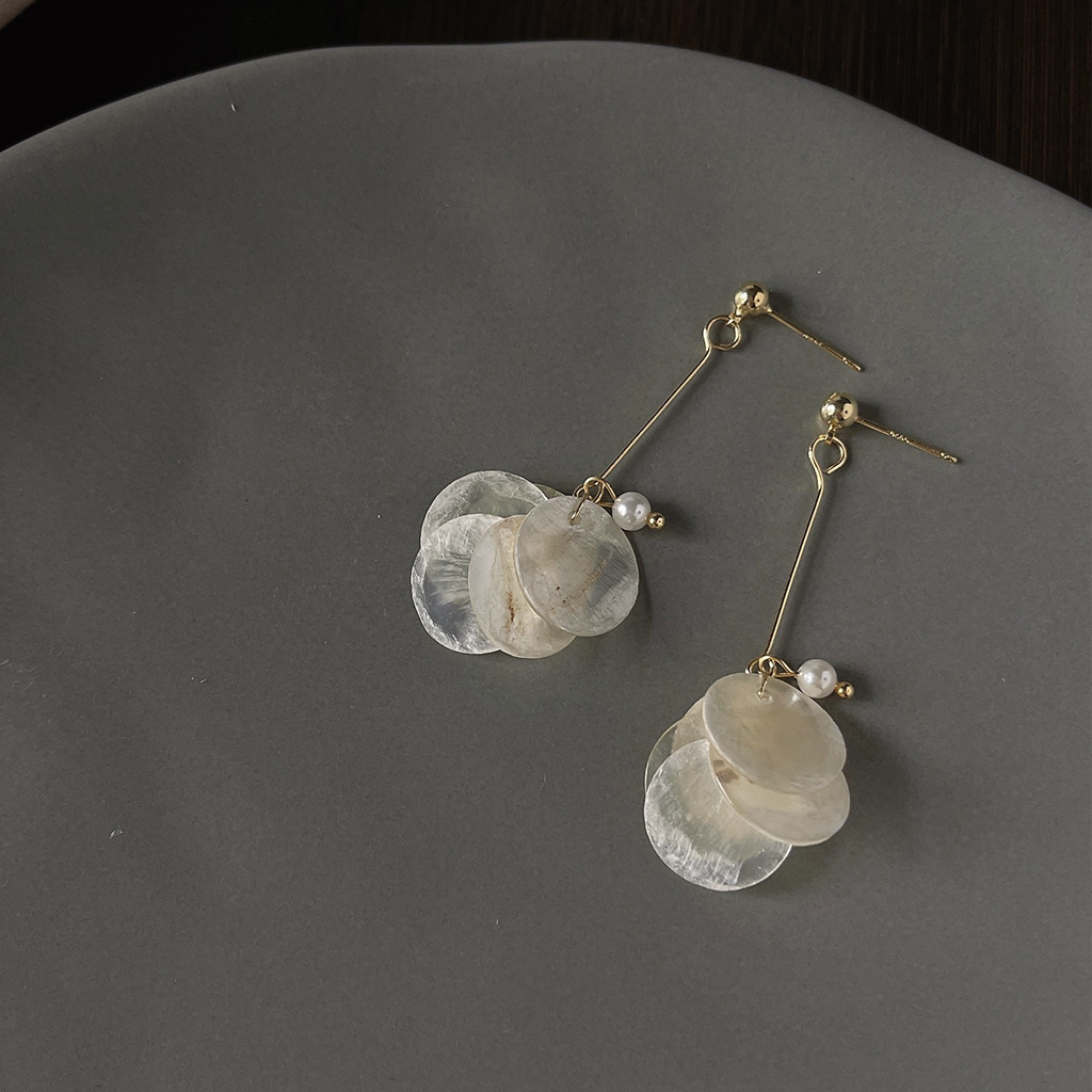 Original and niche designer handcrafted shell tassel earrings, French forest style, simple fairy style, high-end earrings for women pic 6