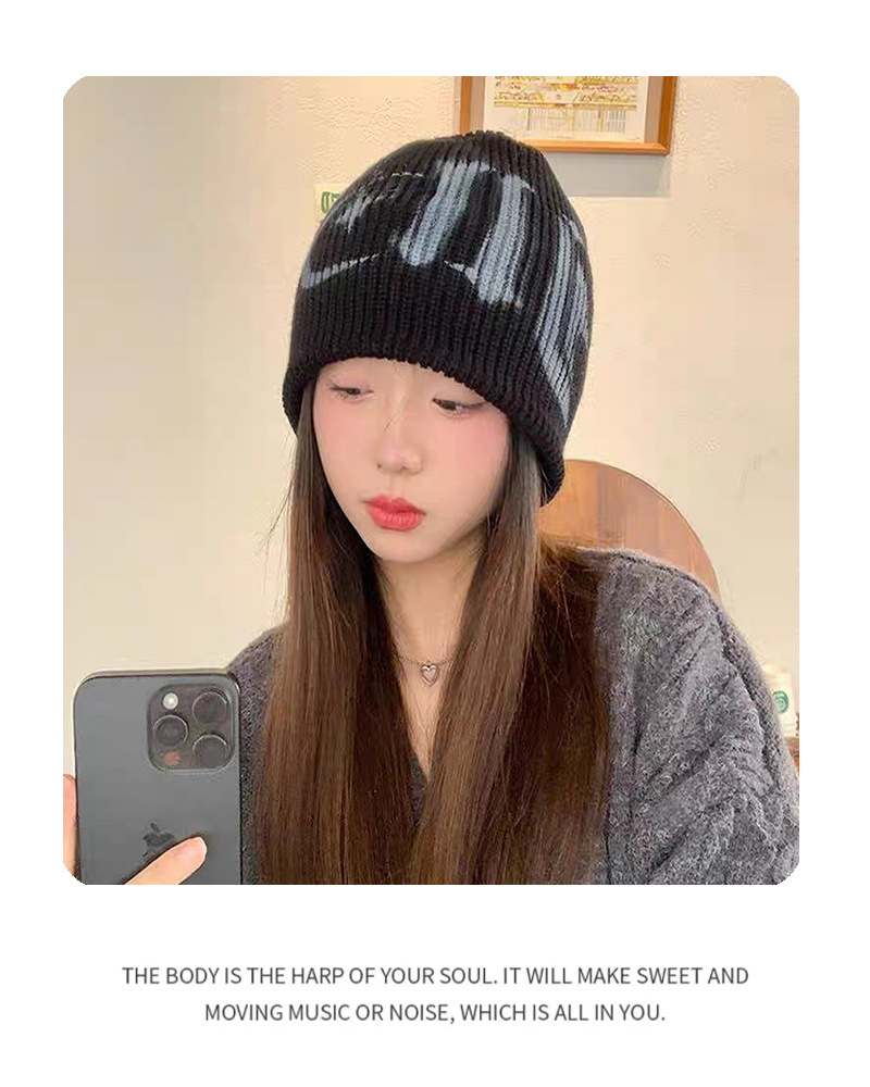 2025 New Korean-style sweet and cool Japanese-style letter cold cap, niche fashion, face-enhancing small ear-protecting knitted cap for winter pic 6