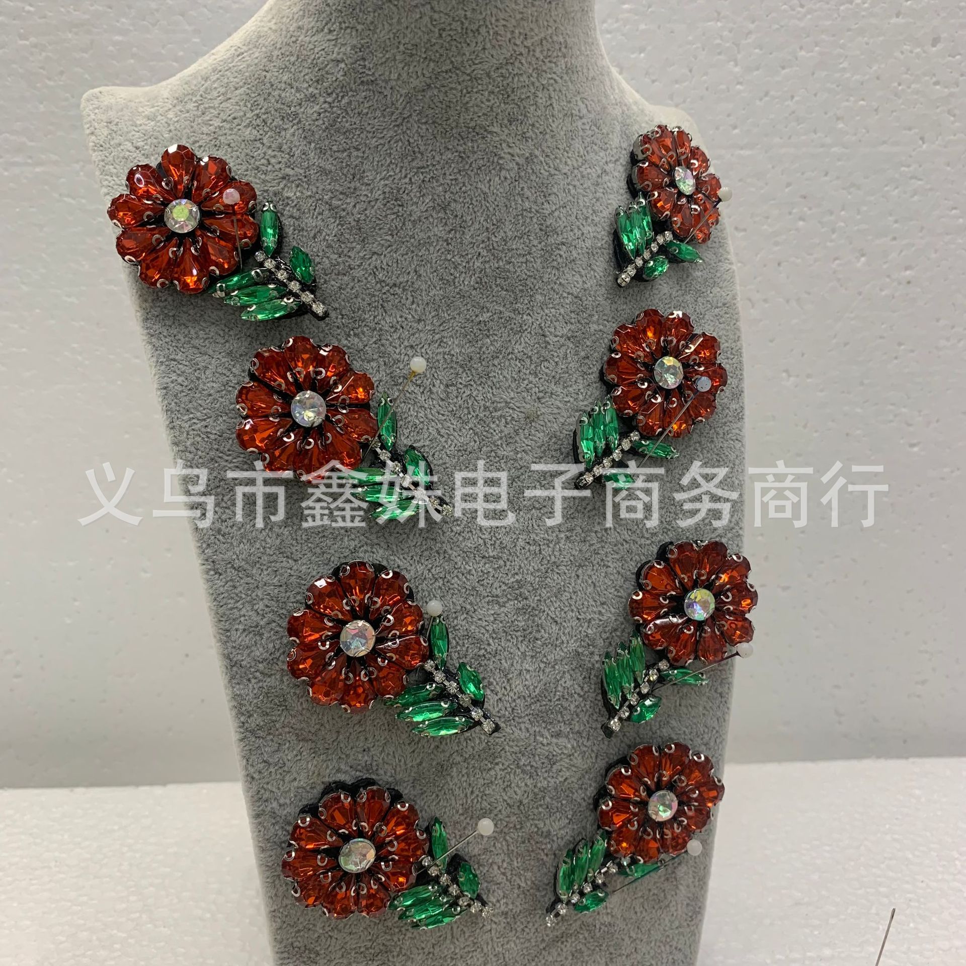 Bestseller bee diamond-encrusted beaded embroidery patchwork decoration with gold and silver thread subsidy pic 6