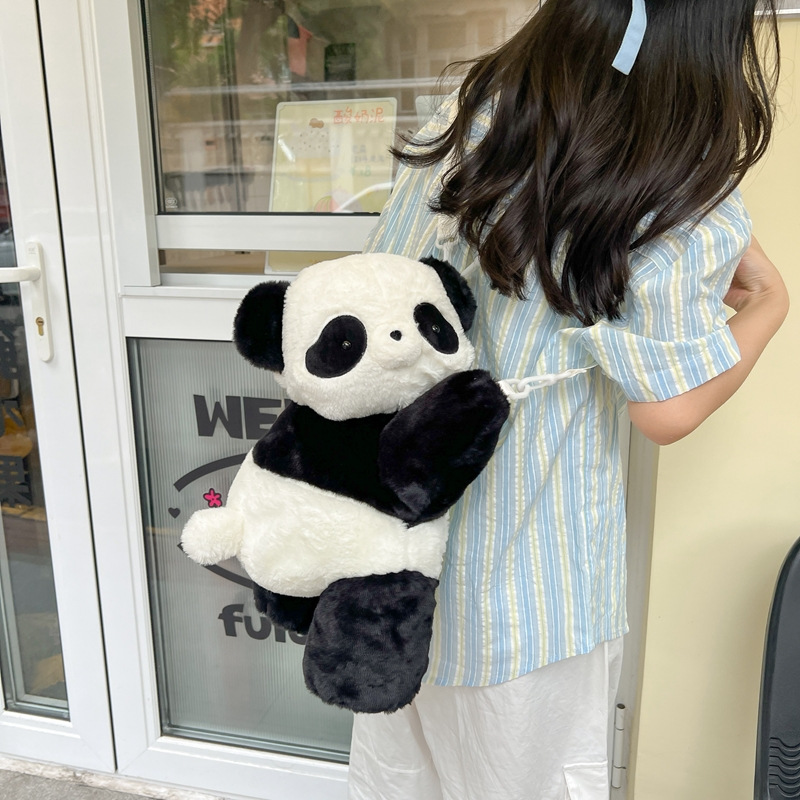 2024新款时尚熊猫双肩包清新甜美可爱卡通毛绒玩具包仿真抱枕背包详情12