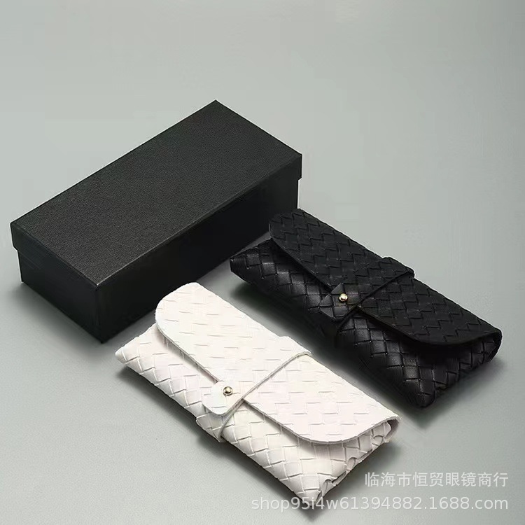 眼镜盒高颜值高级感眼镜盒便携女男眼镜包墨镜盒太阳镜眼镜收纳盒详情24