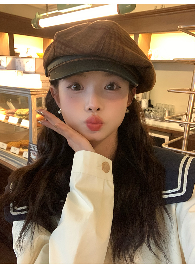 Cool and elegant checkered retro British octagonal newsboy hat for women 2024 new style face-enhancing small beret pic 3