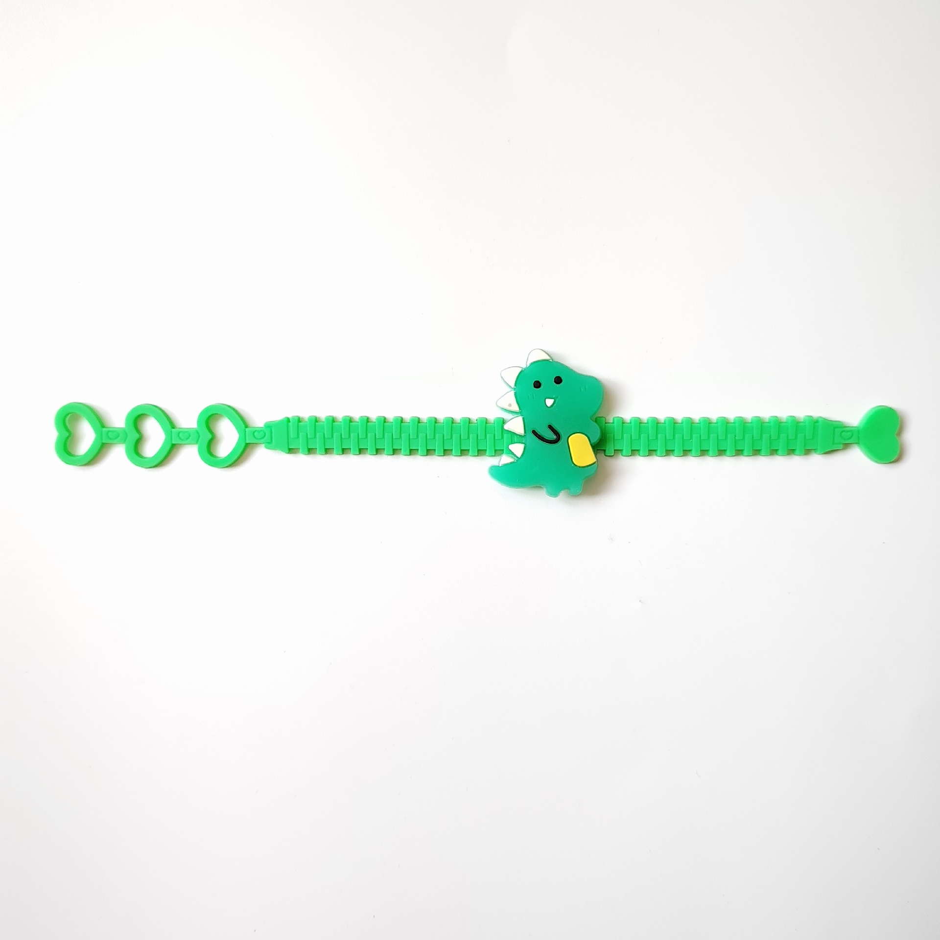 亚马逊跨境三孔桃心pvc手链创意手腕带恐龙手带儿童手环2元小礼品详情14