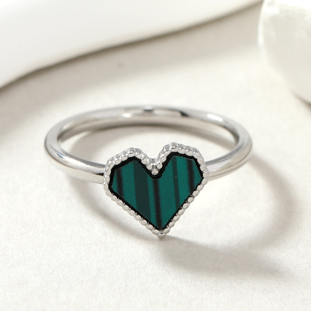 跨境不锈钢饰品 设计感极简时尚焊牌四色爱心情侣钛钢戒指  厂家详情12