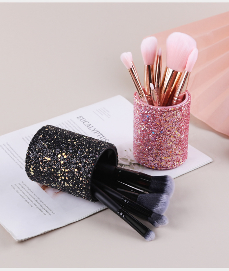 定制圆形PU皮革亮片化妆工具收纳桶防尘笔筒印刷logo日用百货收纳用品详情7