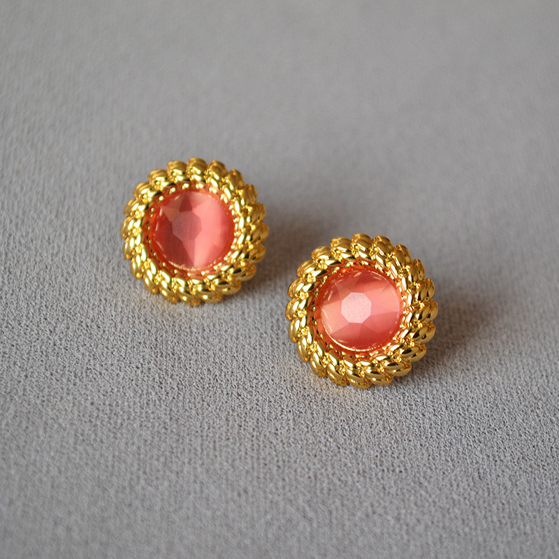 新春彩蛋清仓特价回馈欧美复古小众设计黄铜镀金个性气质耳钉耳饰详情10