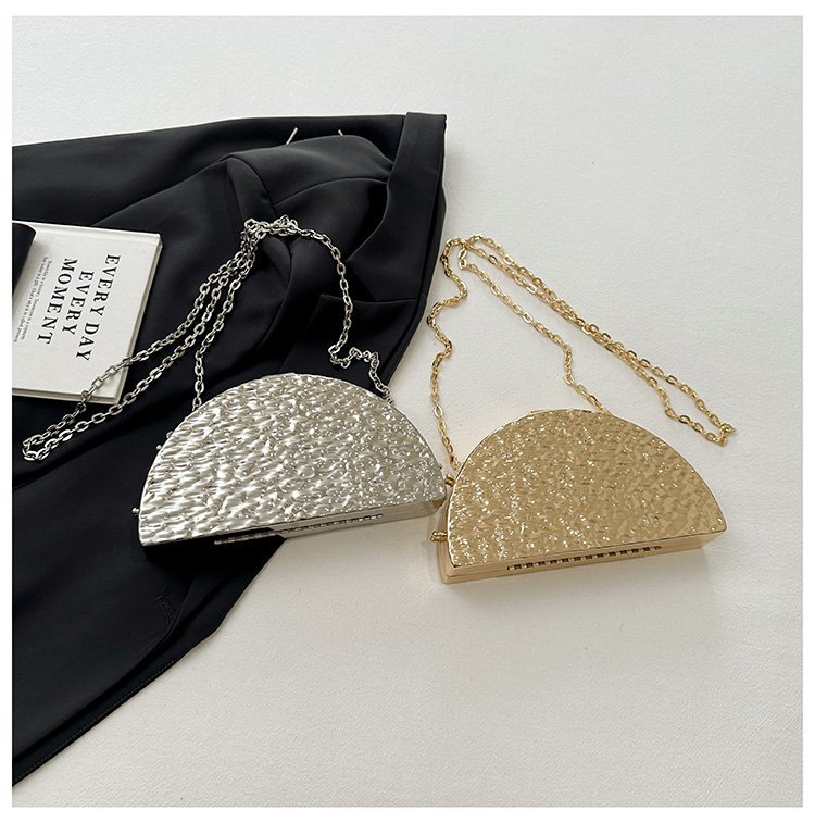 晚宴包金属2024夏季新款盒子女包链条单肩斜挎包褶皱跨镜女手机包详情89