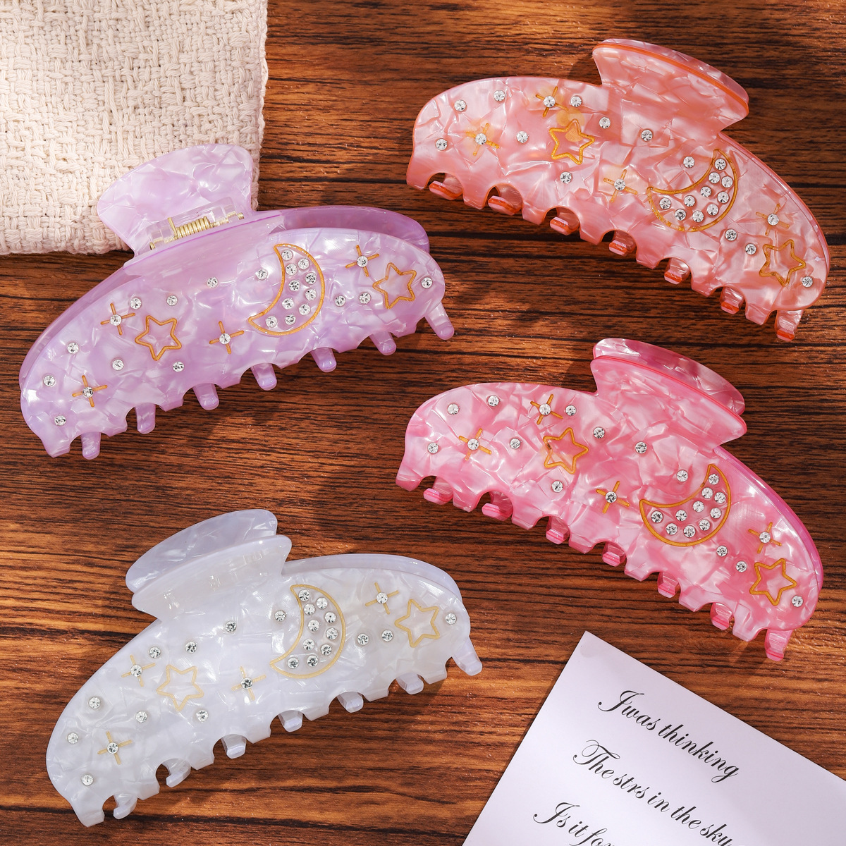 韩版超仙小清新星月水钻鲨鱼夹设计感PVC抓夹发饰优雅盘发发夹详情1