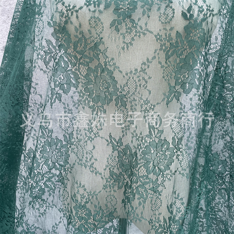 外贸爆款非洲黑人Chantillylace幅宽1.5m*3m厂家现货眼睫毛花详情13