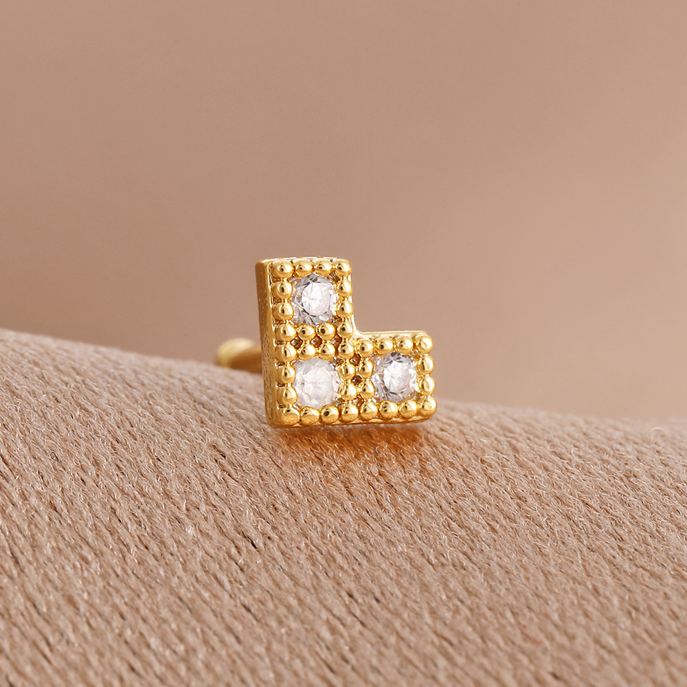 跨境钛钢镶钻鼻钉螺丝拧球直杠鼻钉不锈钢耳钉气质小众设计感耳钉详情23