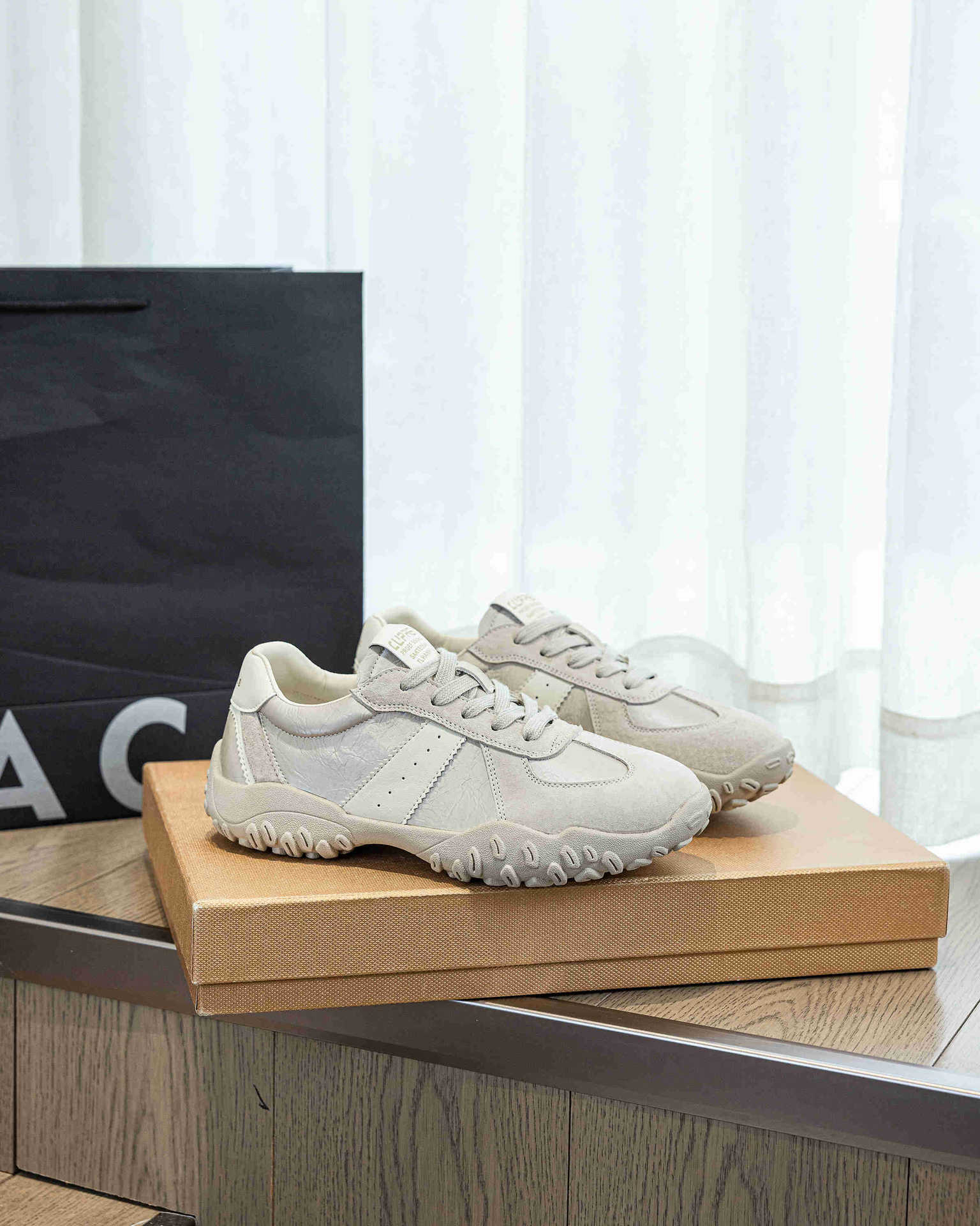 A new type of leather anti-slip and versatile De Xun shoes for women with soft soles, 56002, which can increase height by 7 cm pic 34