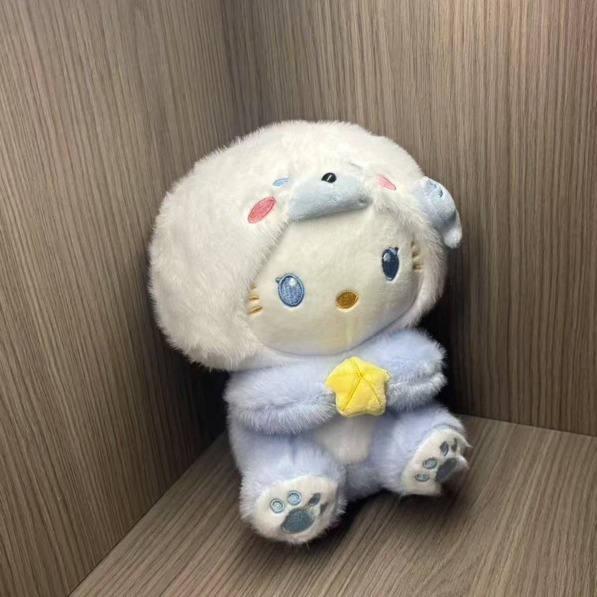 可爱毛绒玩具泰迪熊小猪月亮星星小白兔北极熊狐狸猫咪抱枕奶瓶潮流玩偶批发详情3