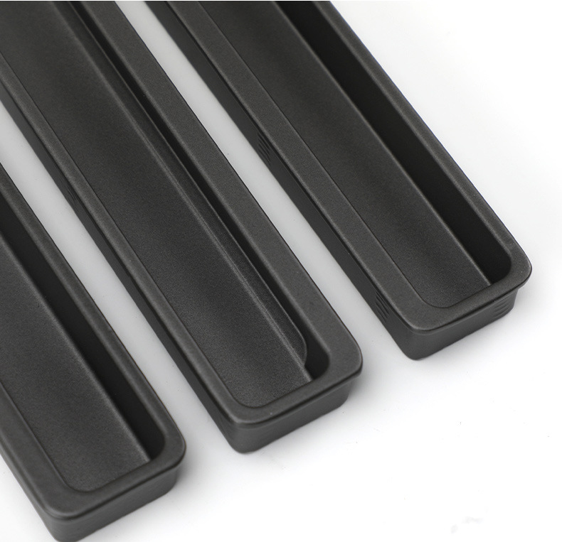 The black invisible handle of the tatami is embedded with the drawer handles of the cabinets and wardrobes. The sliding door is equipped with a golden concealed embedded handle pic 84