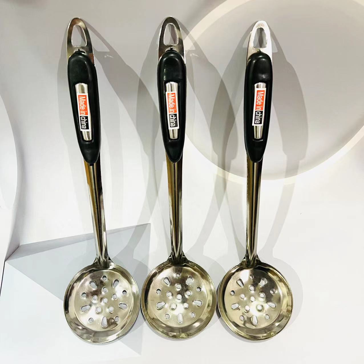 【 Zone 2-10 】7 cm sanded colander 10/ bundle 1500 / box 7 cm sanded colander household kitchen thickened colander spoon Long handle hot pot anti-scald hot pot spoon 1 yuan 2 yuan pic 5