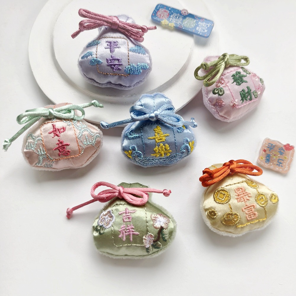 National trend style fabric cotton-filled lucky bag decoration accessories, girlish Hanfu accessories, brooches, headwear, DIY clothing accessories pic 3